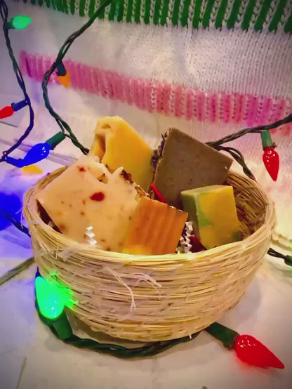 HOLIDAY PREORDER — Everyday Soap Gift Basket Set